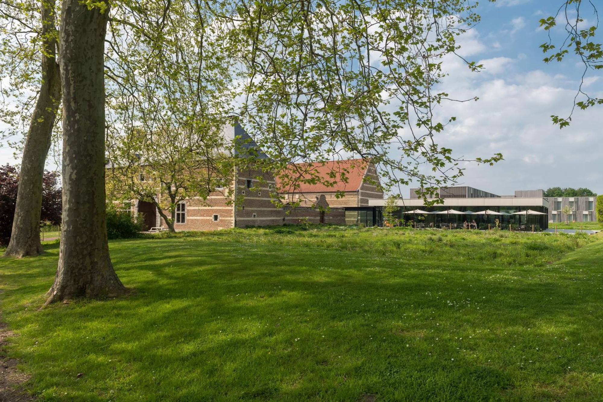 Martin'S Rentmeesterij Bilzen Exteriör bild